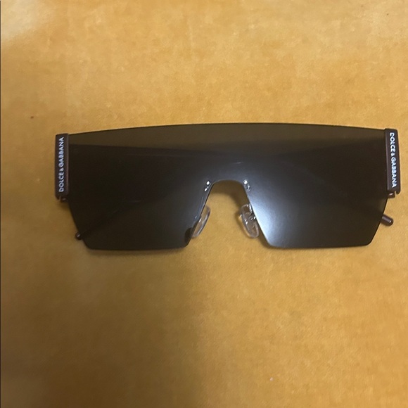 Dolce & Gabbana Black Rectangular Sunglasses - Picture 1 of 3